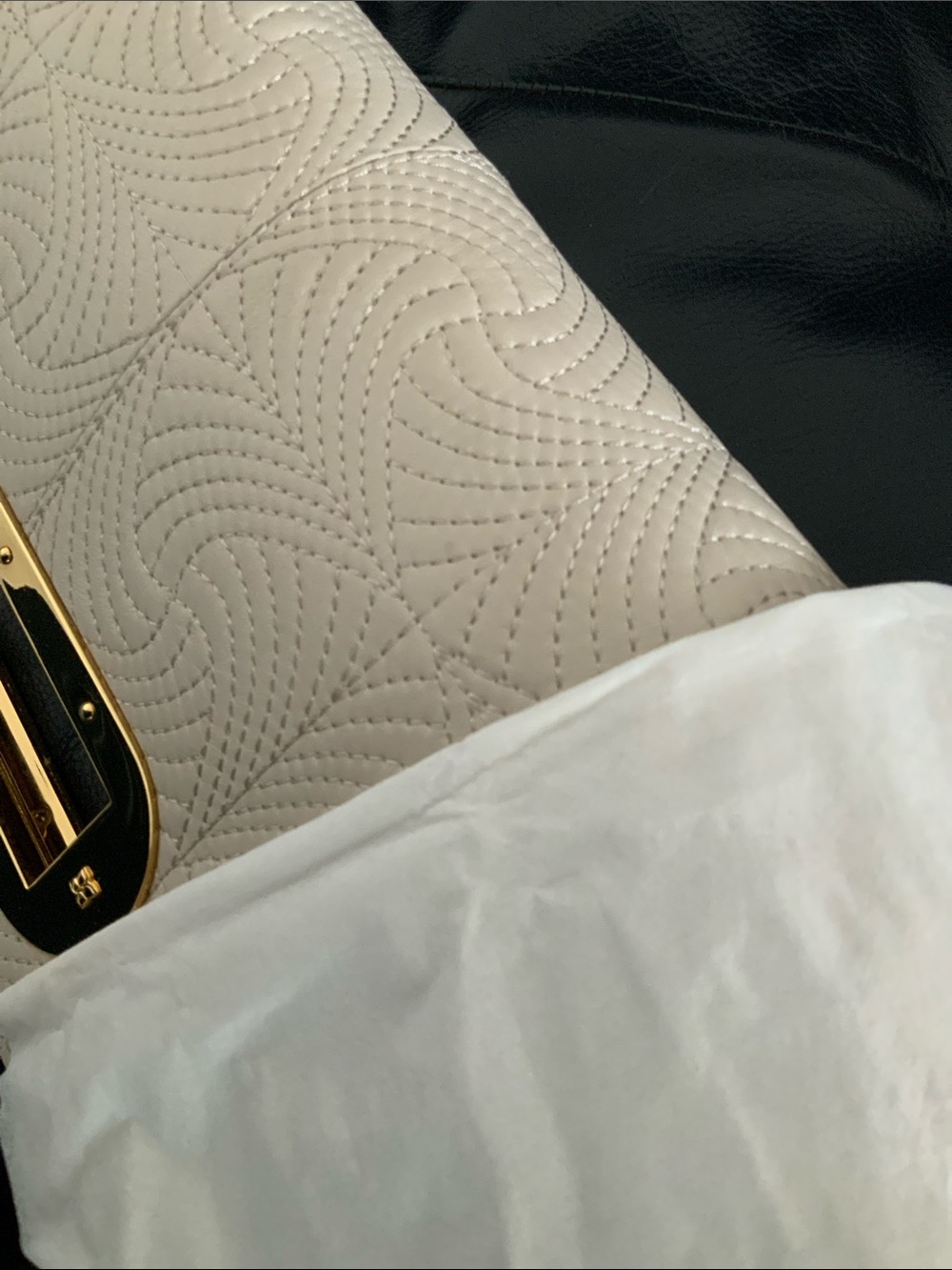 BCBG Oversized clutch - Picture 7 of 8